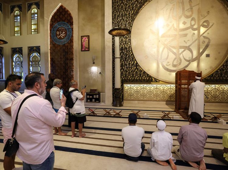 Masjid di Qatar Jadi Daya Tarik Suporter Non-Muslim Piala Dunia