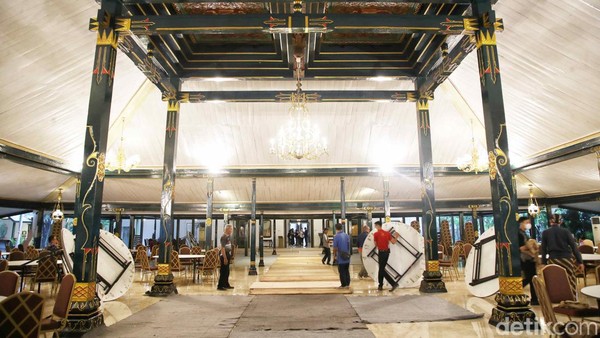Melihat Interior Pendopo Ambarrukmo, Lokasi Akad Nikah Kaesang dan Erina