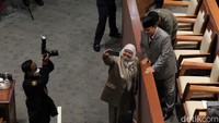 Isi dari perjanjian itu mengenai tentang kerja sama bidang pertahanan pemerintah Indonesia dengan pemerintah Singapura dan Fiji.