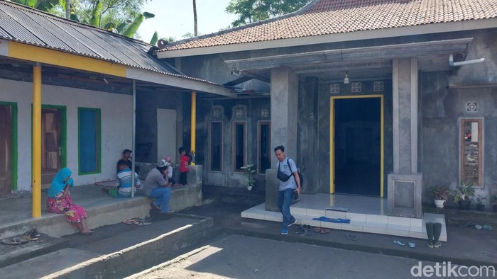 Pondok Pesantren (Ponpes) Nurul Barokah Al-Hidayah, Desa Supiturang, Pronojiwo, Lumajang