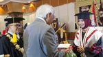 Ratusan Mahasiswa Usahid Diwisuda