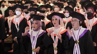 Pada wisuda ini lulusan program studi gizi merupakan lulusan pertama Universitas Sahid.
