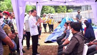 Jokowi bilang, pemerintah juga menyiapkan pembangunan 1.600 rumah serupa di lokasi lainnya. Relokasi diprioritaskan bagi warga terdampak gempa yang rumahnya berada di pusat gempa, terutama di Kecamatan Cugenang. Foto: Dok. Kementerian PUPR