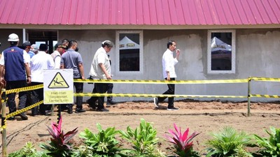 Rupa Rumah Tahan Gempa yang Dicek Jokowi di Cianjur