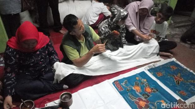 sepatu sutra pasuruan