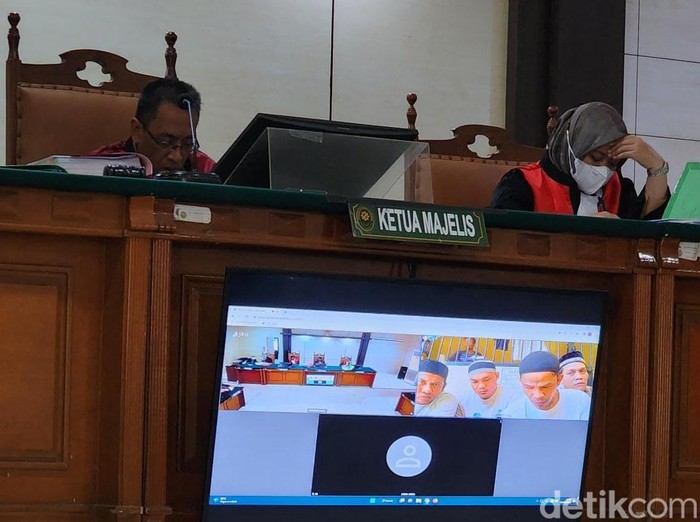 Sidang perdana empat pelaku penembakan istri Kopda Muslimin di Pengadilan Negeri (PN) Semarang secara daring, Selasa (6/12/2022).