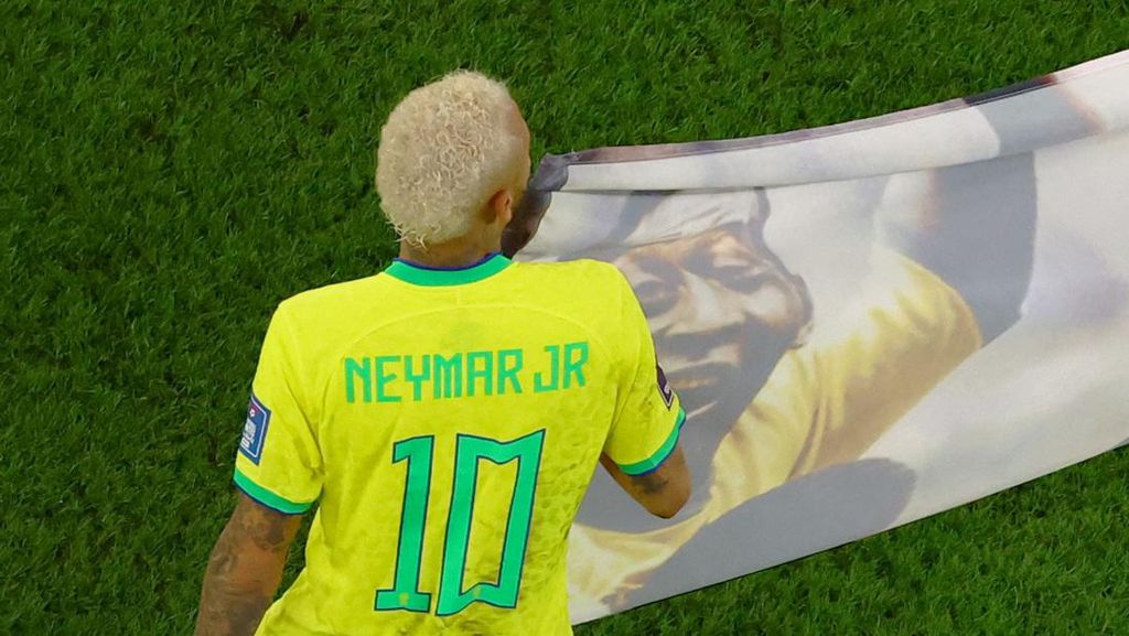 Spanduk Pele Dibentangkan Neymar Cs Usai Brasil Kalahkan Korsel