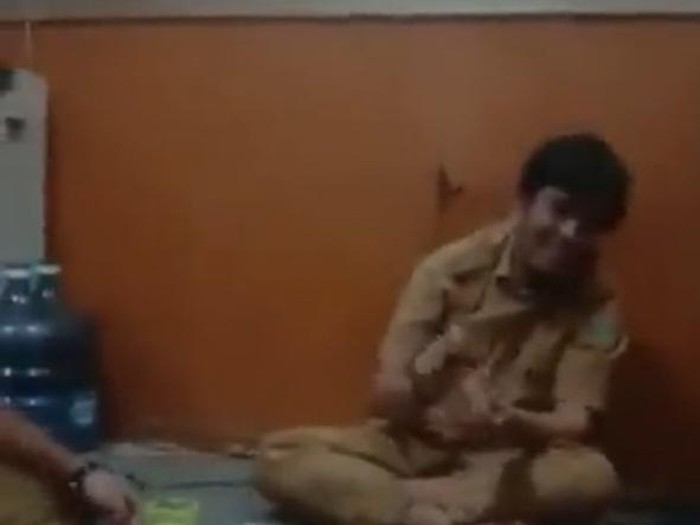Tangkapan layar video viral PNS main judi di DPRD Sumut