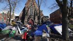 Tenda-tenda Tunawisma Penuhi Halaman Gereja di Kanada
