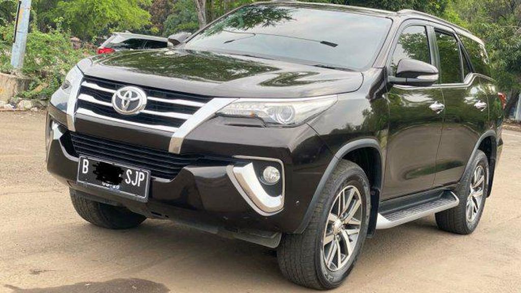 Toyota Fortuner Bekas Koruptor Dilelang Rp 300 Jutaan, Berminat?