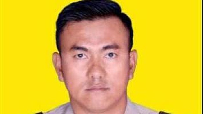 Aiptu Anumerta Sofyan Didu, korban serangan bom bunuh diri Polsek Astana Anyar.