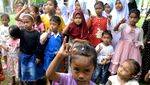 Antusias Anak Wilayah Terluar Aceh saat Divaksin Polio