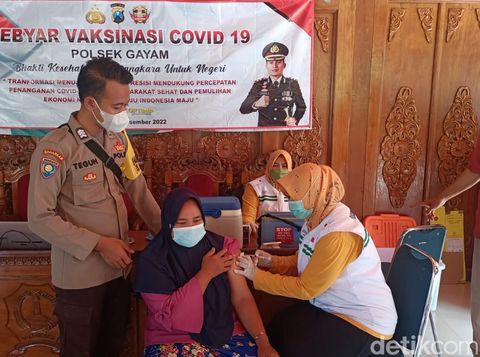 Gebyar Vaksinasi COVID-19 di Bojonegoro