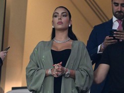 Foto Georgina Rodriguez Nonton Piala Dunia Tak Senyum, Ronaldo Jadi Cadangan