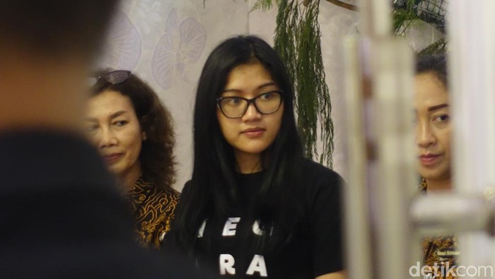 Gladi upacara adat yang digelar di rumah Erina Gudono, Rabu (7/12/2022) malam.