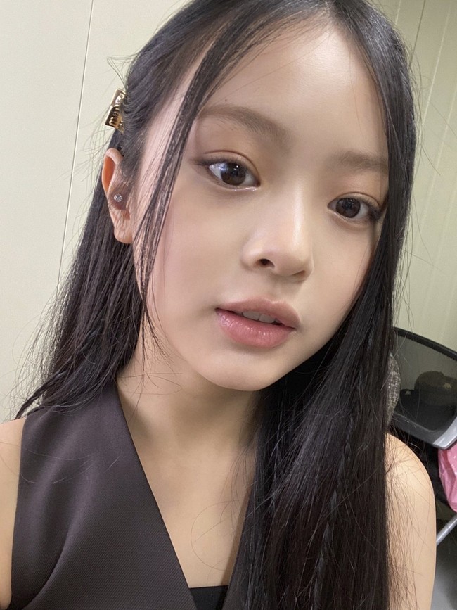 Hanni NewJeans resmi menjadi brand ambassador Gucci termuda di usia 18 tahun. Meskipun berdarah Vietnam, Hanni lahir dan besar di Melbourne, Australia. Foto: Instagram