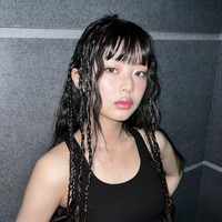 Idol KPop yang tengah naik daun, Hanni NewJeans resmi bergabung dalam keluarga Gucci setelah Lee Jung Jae, IU, dan Kai EXO. Foto: Instagram