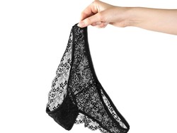 Pentingnya Wanita Tidur Tanpa Celana Dalam, Ada Manfaat Kesehatan