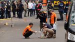 Foto-foto Sisa Proyektil Bom Bunuh Diri di Polsek Astana Anyar