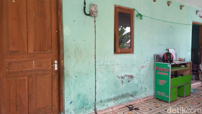 Kamar kos AS di Desa Siwal, Kecamatan Baki, Kabupaten Sukoharjo, Rabu (7/12/2022).