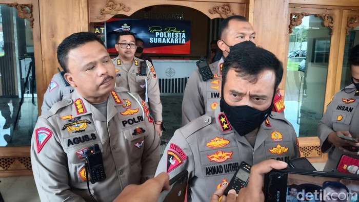 Kapolda Jawa Tengah Irjen Ahmad Luthfi di kantor Polresta Solo, Rabu (7/12/2022).
