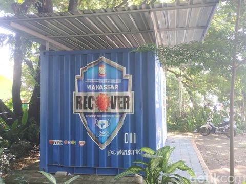 Kontainer Makassar Recover Center di Kelurahan Mannuruki, Rappocini, Makassar.