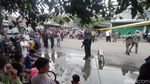 Suasana Pascaledakan Bom Bunuh Diri di Polsek Astana Anyar