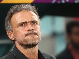 Chelsea Kabarnya Mundur Kejar Luis Enrique