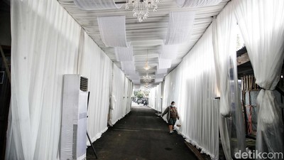 Melihat Persiapan Pernikahan di Rumah Calon Istri Kaesang