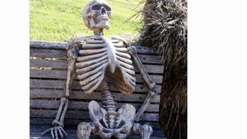 Potret menunggu lama Spanyol cetak gol. Foto: Twitter