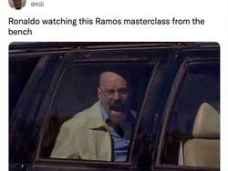 Netizen Debat Ronaldo di Bangku Cadangan Marah atau Tidak?