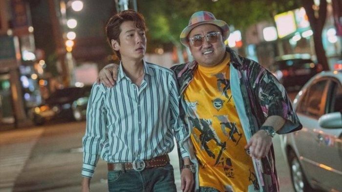 Film Korea Men of Plastic (2022).