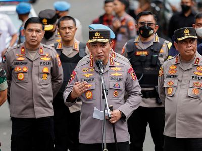 Momen Kapolri Ungkap Pelaku Bom Bunuh Diri Polsek Astana Anyar
