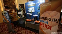 Pemerintah menurunkan penggunaan merkuri sebanyak 23 ton di Pertambangan Emas Skala Kecil (PESK) lewat proyek GOLD ISMIA ,yang dilaksanakan Kementerian Lingkungan Hidup dan Kehutanan (KLHK) bersama Badan Riset dan Inovasi Nasional (BRIN).