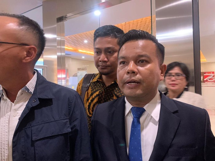 Pengacara Ismail Bolong, Johanes Tohing