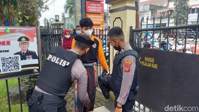 Ada Bom Bunuh Diri Di Bandung Polres Di Priangan Timur Diperketat 