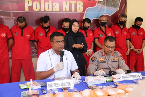 Polda NTB Sita 2,7 Kg Sabu dari Sopir Truk Jaringan Sumatera