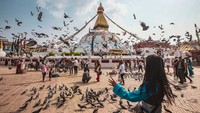 Nepal dengan biaya hidup: US$ 450/bulan. Memiliki biaya hidup lebih murah dari US$ 500, Nepal adalah negara termurah ketiga untuk ditinggali di seluruh dunia. Nepal terletak di Asia Tenggara, terutama di Himalaya, tetapi juga mencakup bagian-bagian di Dataran Indo-Gangga. Negara ini memiliki total populasi saat ini 29,3 juta orang yang tinggal di daratan total 147.181km². Dengan US$ 164 akan memberi kamu apartemen studio satu kamar tidur di salah satu kota termurah di Nepal, Pokhara.