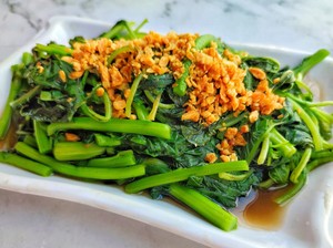 3 Resep Tumis Kangkung ala Restoran yang Sedap buat Lauk