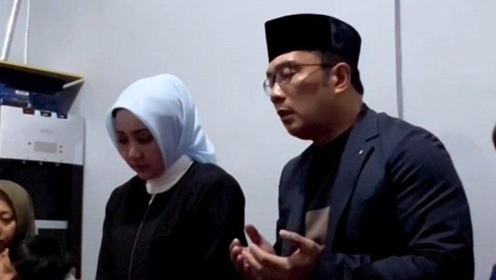 Ridwan Kamil dan Istri