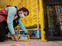 Raksasa Toko Online Makin Banyak Pekerjakan Robot, Ini Penampakannya