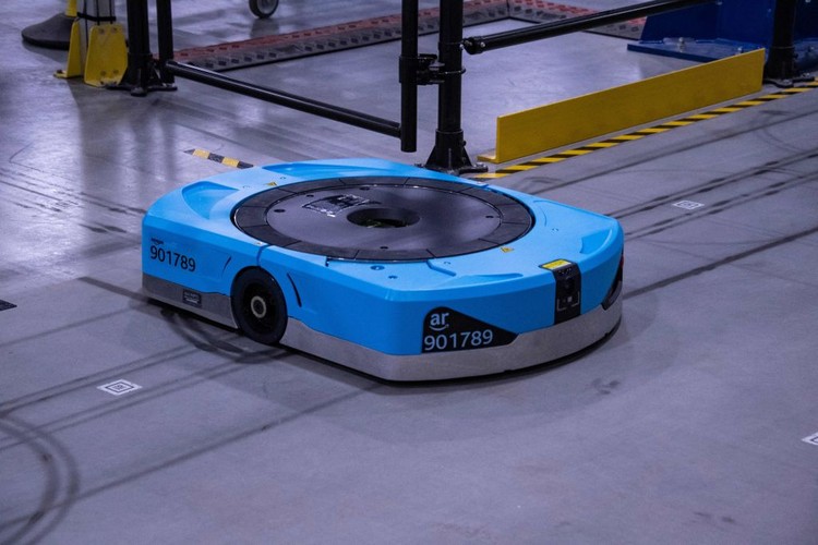 Robot Amazon Robot Amazon