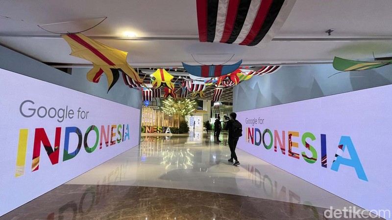 Google for Indonesia 2022 kembali digelar. Menteri Pariwisata dan Ekonomi Kreatif Sandiaga Uno turut meninjau acara yan digelar di Jakarta tersebut.