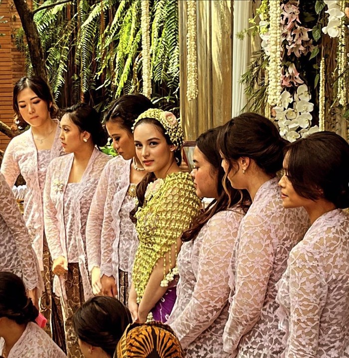 Siraman Chelsea Islan