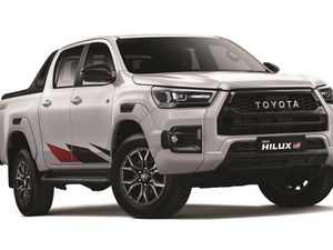Toyota Makin Serius Garap Mobil Komersial, Mau Produksi di Indonesia?