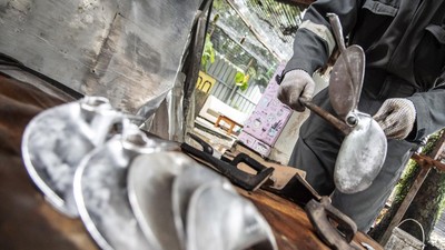 Aluminium Bekas Disulap Jadi Baling-baling Perahu