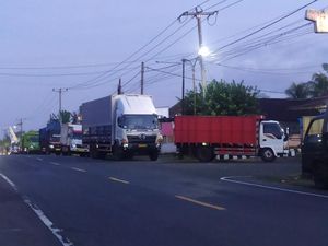 Krisis Solar Masih Berlanjut, Antrian Mengular Setengah Kilometer
