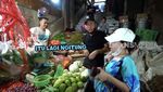 Keseruan Ayah Ojak Belanja Sayur di Pasar hingga Panen Timun Jumbo