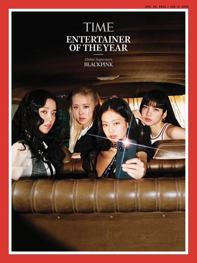 BLACKPINK dinobatkan sebagai 2022 Entertainer of the Year oleh TIME Magazine, Senin (5/12/2022). Para personelnya Jennie, Jisoo, Lisa, dan Rose pun menjalani pemotretan untuk menghiasi sampul majalah. Foto: dok. TIME Magazine