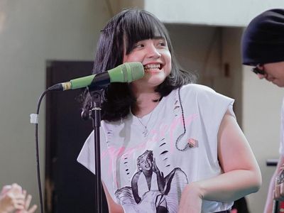 Cynantia Pratita, Vokalis Band Baby Face dan Suka Rambut Pendek